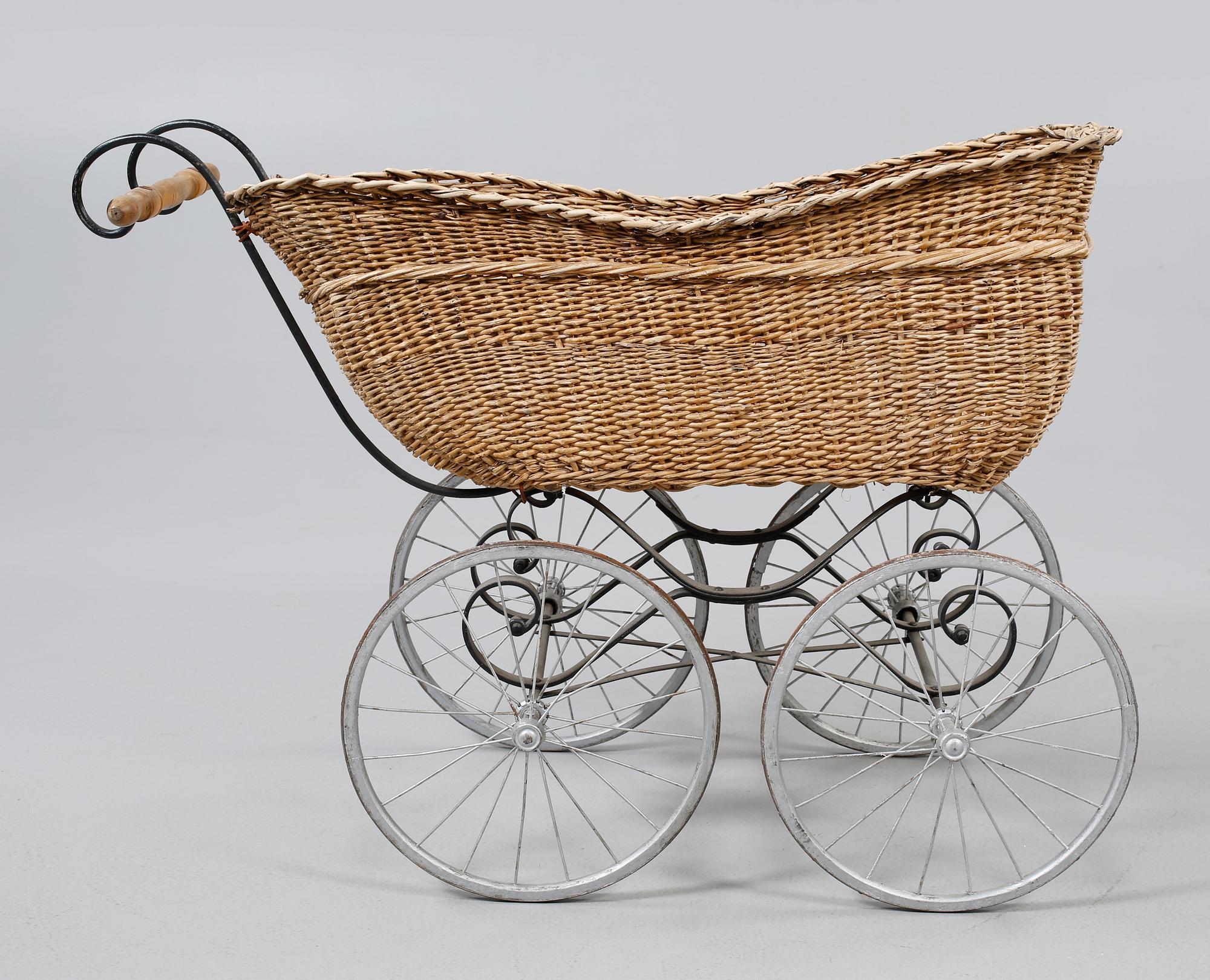 BARNVAGN, enligt uppgift från 1912.