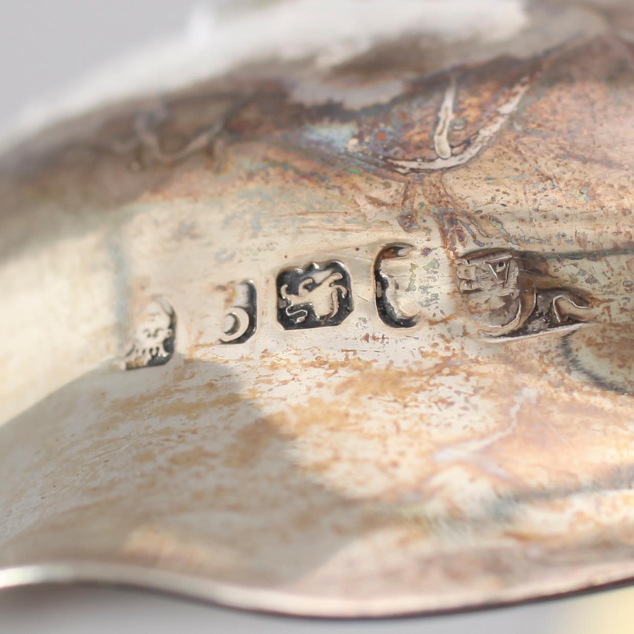 SERVERINGSBESTICK, 6 delar, bl a silver, 1800-tal.