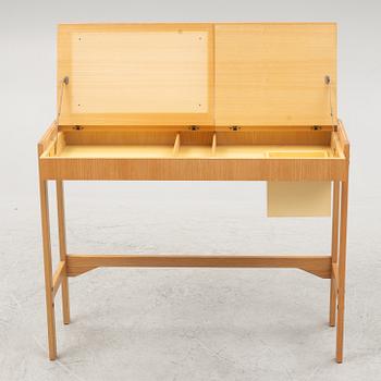 Dressing table, Swedish Modern, first half of the 20th century.