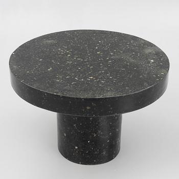 Gustaf Westman, matbord, "Linn Innovation Table", Swedish Stockings, 2025.