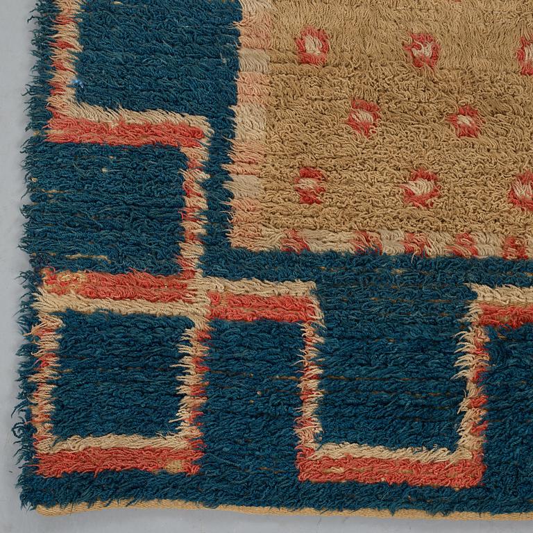 A RYA BED COVER, possibly signed I W, dated 1823, ca 170-176,5 x 136,5-141,5 cm.
