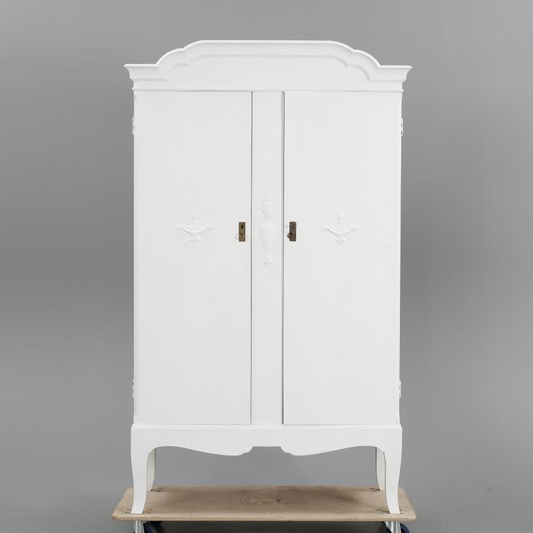 LINNESKÅP, 1900-talets början.