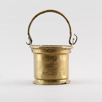 GRYTA, mässing, 1700-tal.