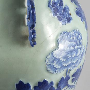 VAS, porslin, Kina, 1800-tal.