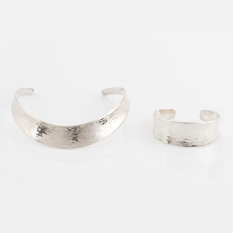 Sterling silver necklace and bangle, Alton.