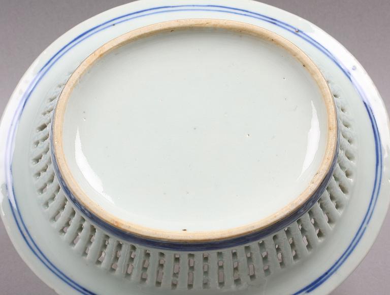 GALLERSKÅL, porslin, Qianlong, Kina.