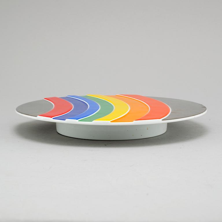 14 pieces of "TAC/Regenbogen" porcelain table ware & 1 dish, by Walter Gropius & Otto Piene, Rosenthal, limited editions.