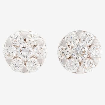 Earrings with brilliant-cut diamonds.