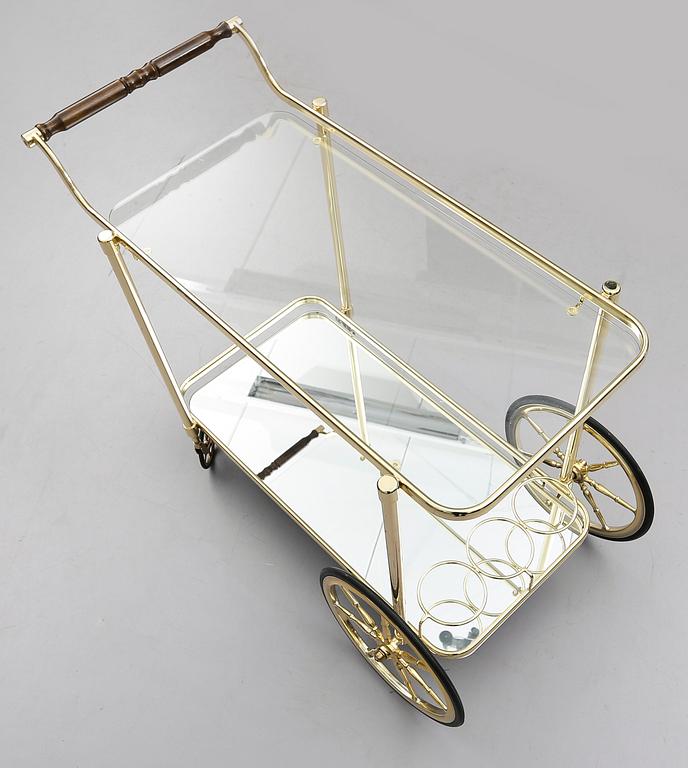 SERVERINGSVAGN, 1900-talets andra hälft.