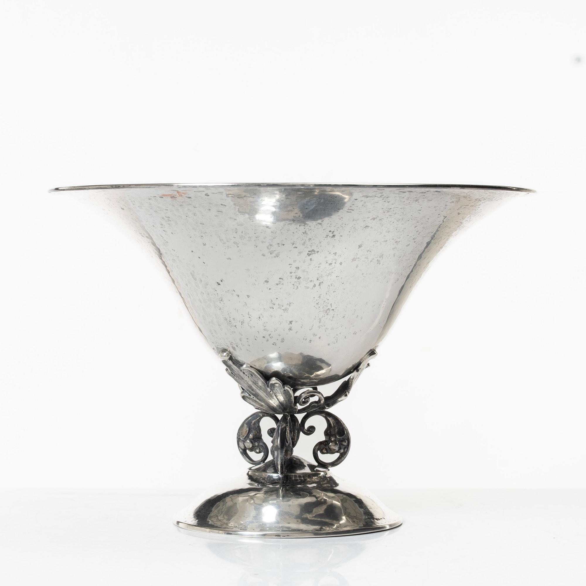 A Swedish silver bowl, mark of K Anderson, Stockholm 1930s.