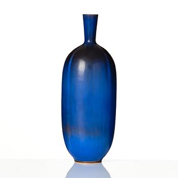 Berndt Friberg, a stoneware vase, Gustavsberg studio, Sweden 1954.