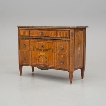 BYRÅ, gustaviansk, 1700-talets slut/ 1800-talets början.