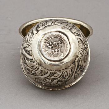 TUMLARE,  2 st, silver, en stämplad Henrik Norling, 1700-tal.