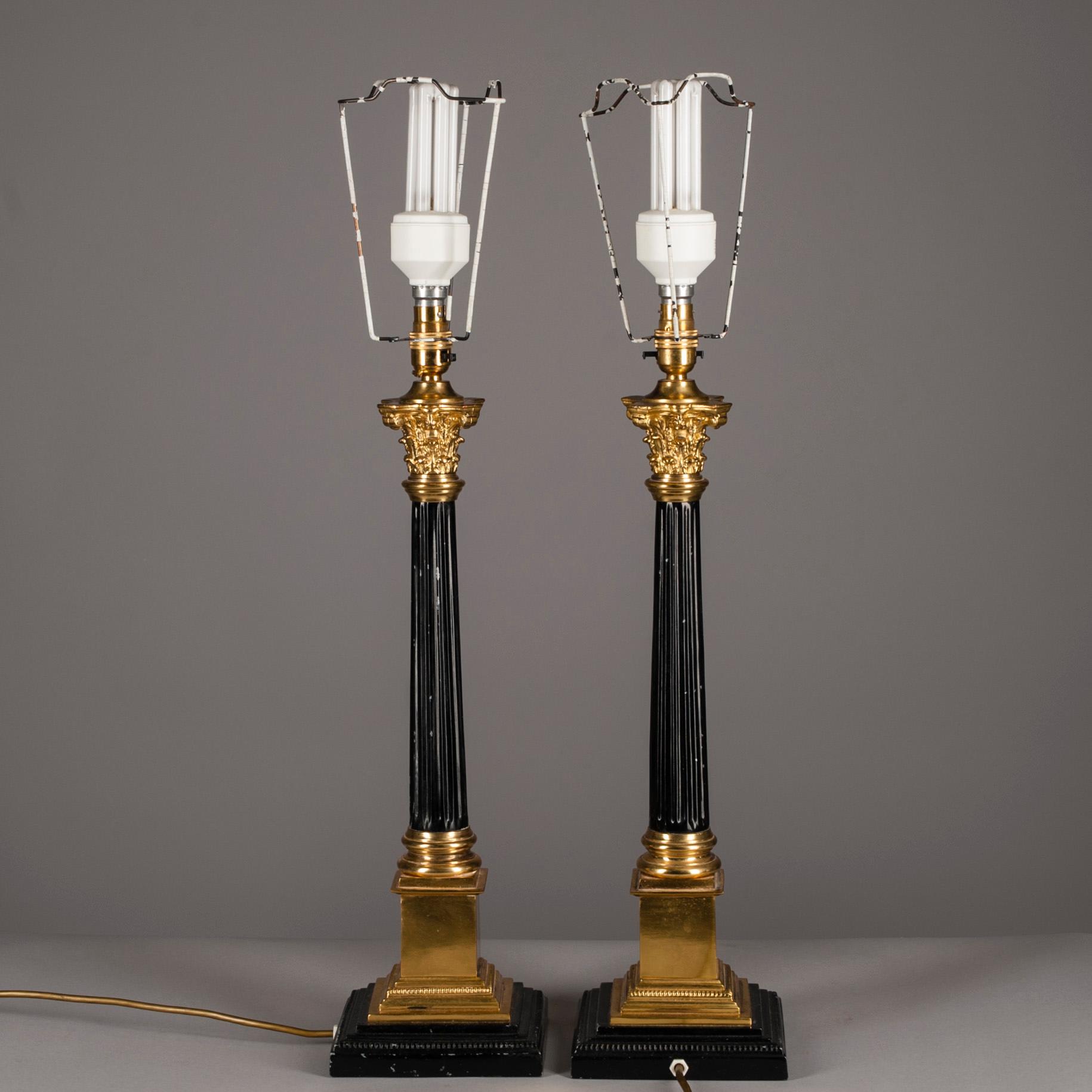 BORDSLAMPOR, ett par, empirstil, 1900-talets slut.