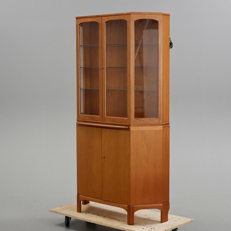 SKÅP, "Undantaget", Carl Malmsten, Åfors Möbelfabrik AB, 1900-talets andra hälft.