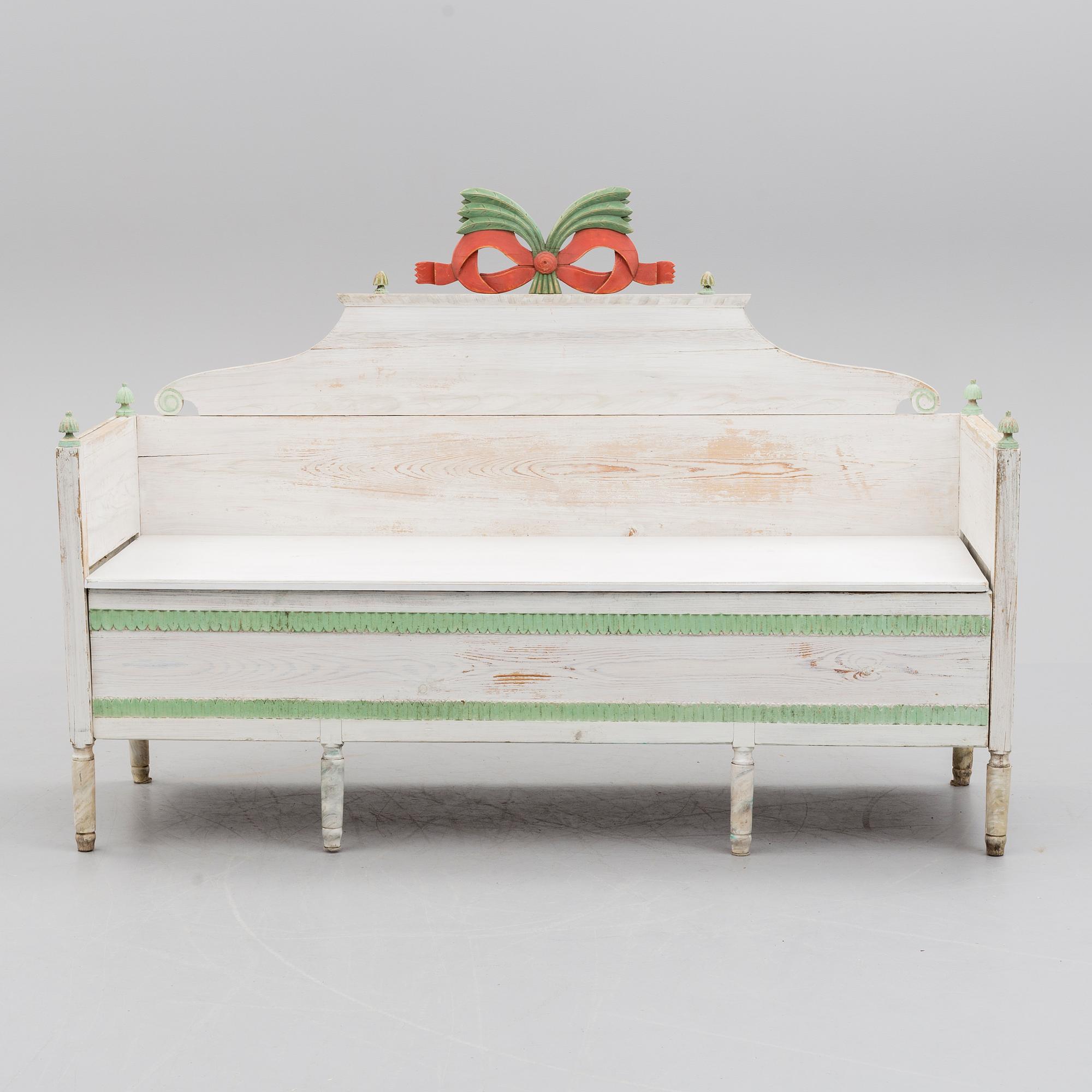 A painted wooden sofa, Hälsingland 19th century.