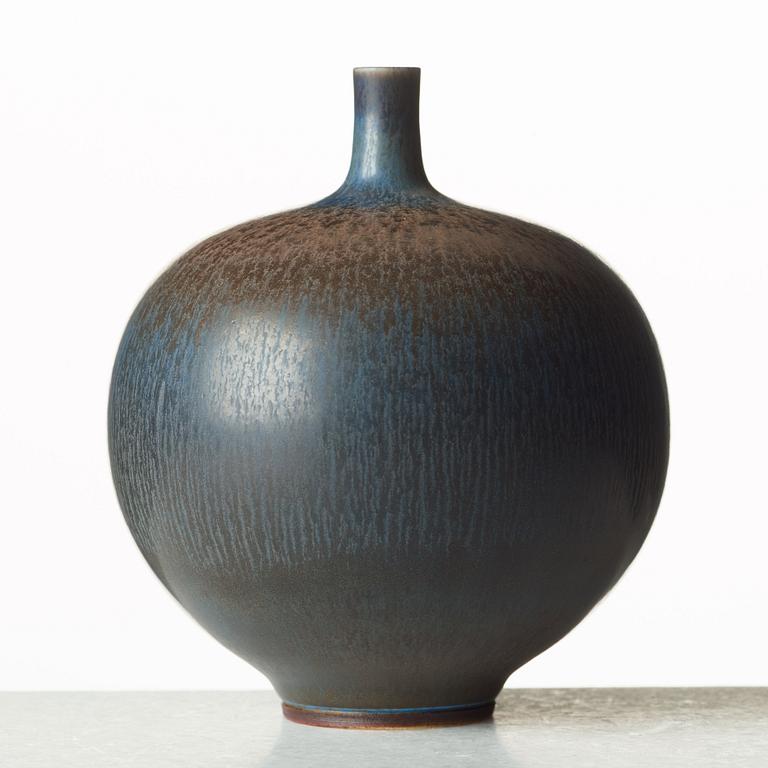 Berndt Friberg, a stoneware vase, Gustavsberg studio, Sweden 1965.