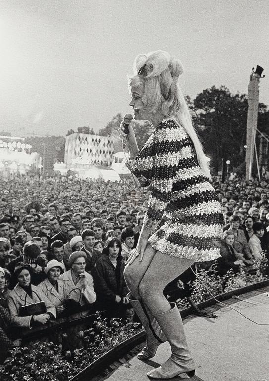 “Jayne Mansfield at Liseberg, 27 May 1967”, Bildbyrån Kamerareportage AB.