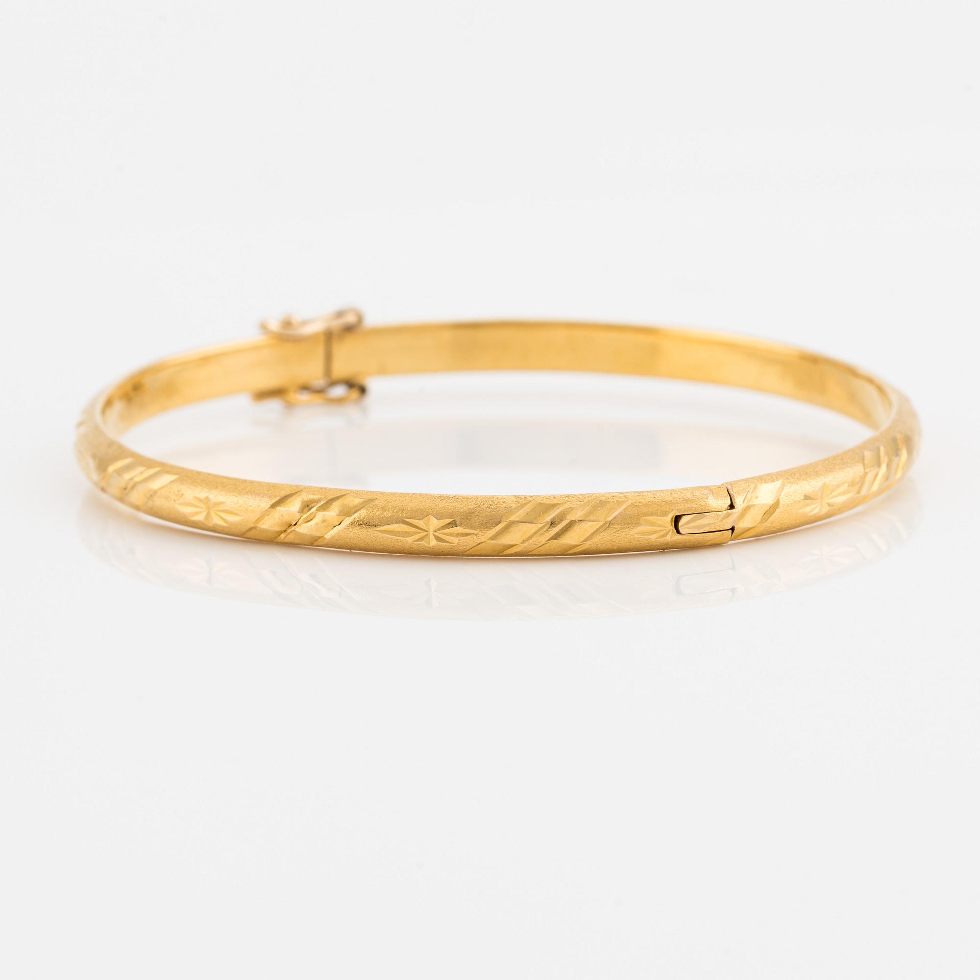 Bangle, 22K gold.