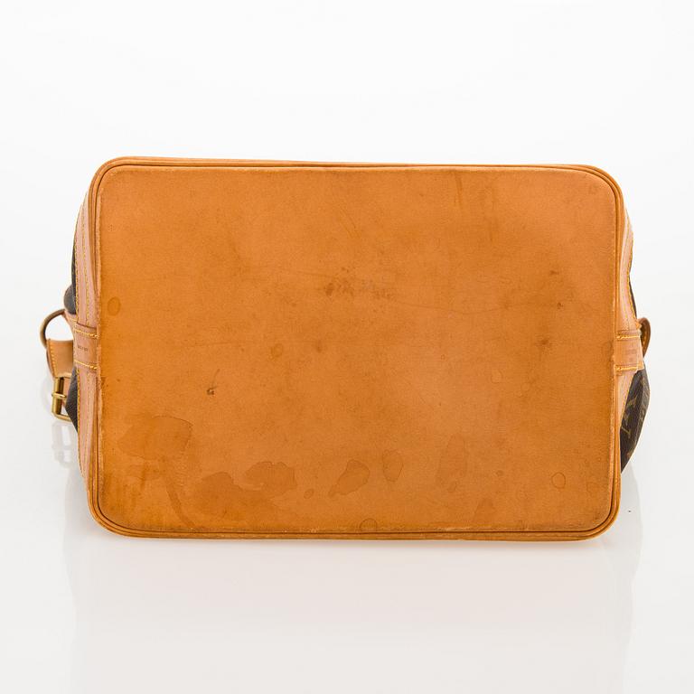Louis Vuitton, A Monogram 'Noé' Bag.