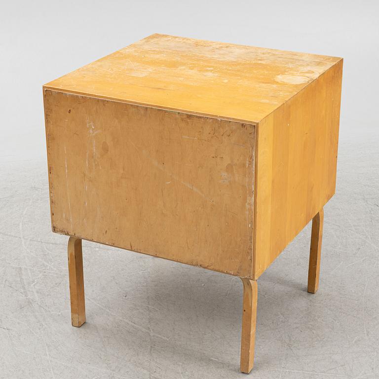 A bar carbinet by unknown maker and designer, 20th century.
