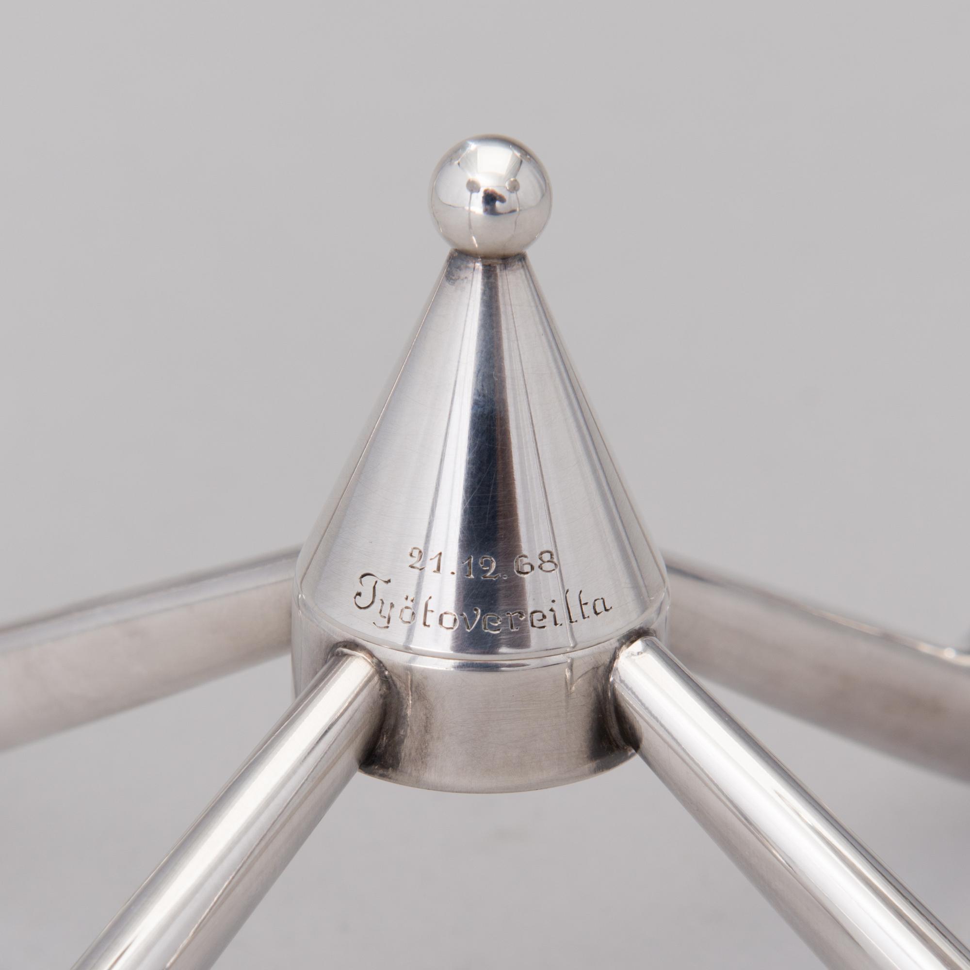 ANNA-GRETA EKER, LJUSSTAKE. 813 silver. Auran kultaseppä Åbo 1965.