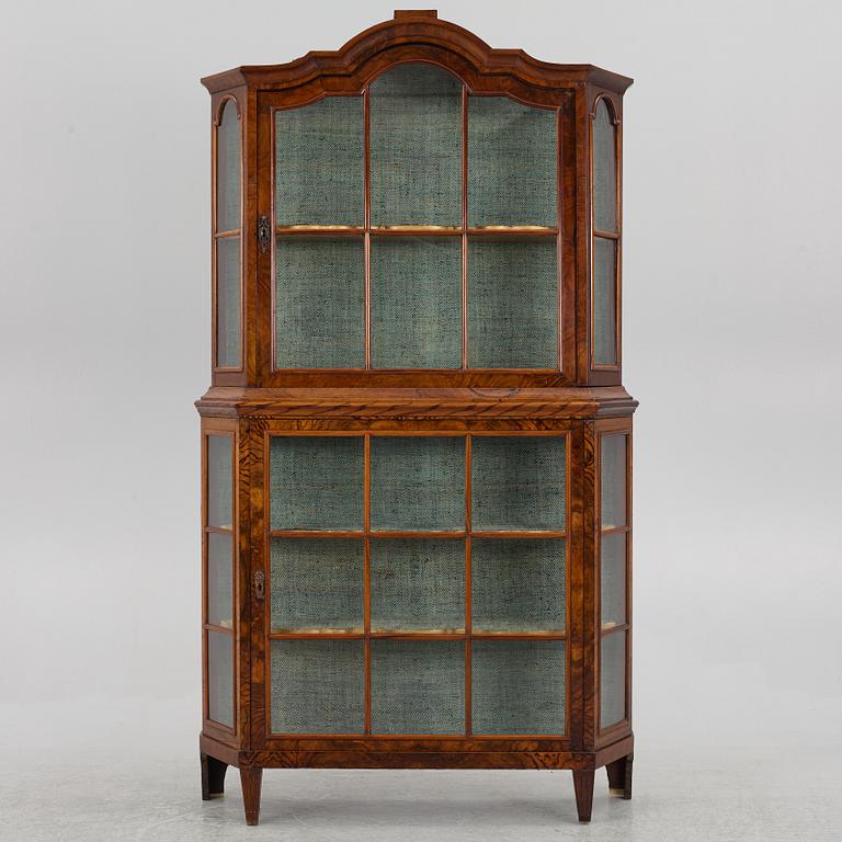 Vitrinskåp, 1800-tal.