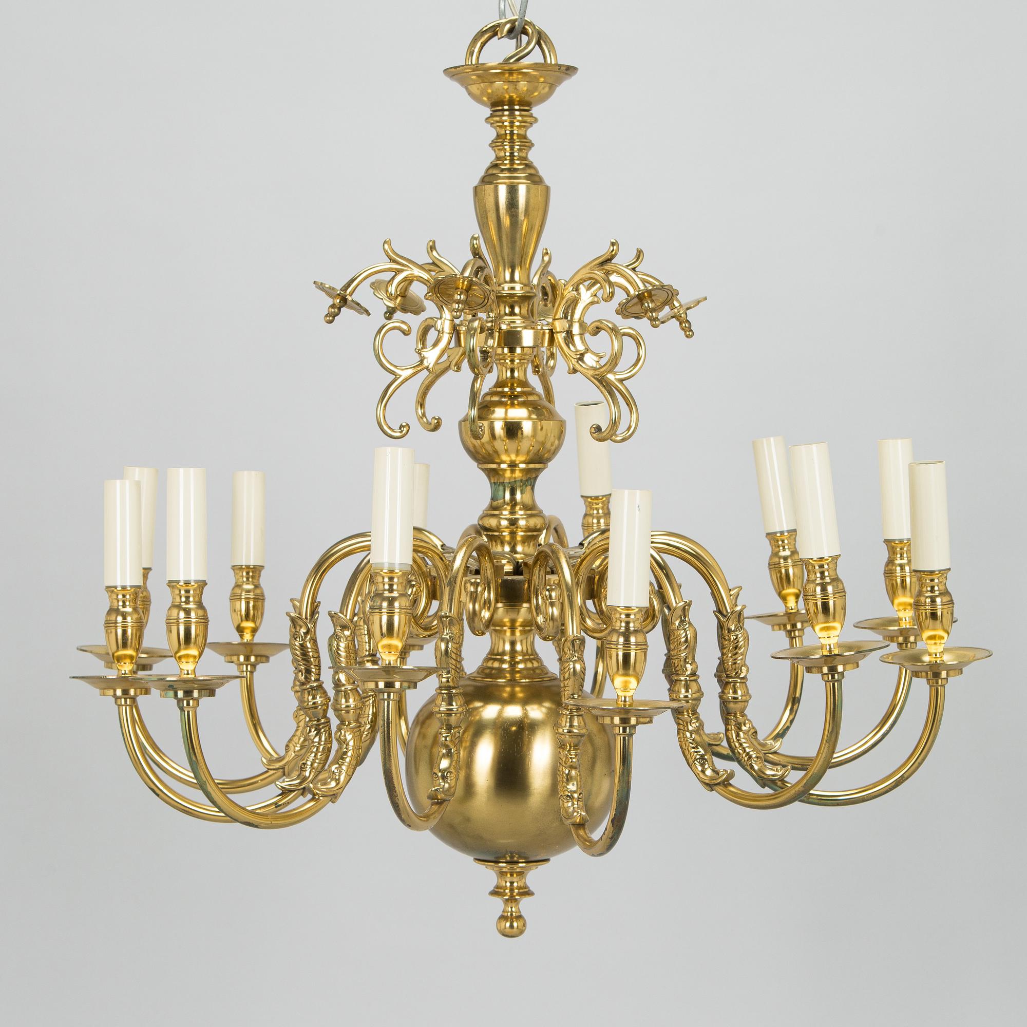 Takkrona, Lysberg, Hansen og Therp 1948. Barockstil.