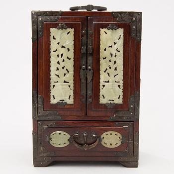 A Chinese jewellery box from the mid 20th Century.