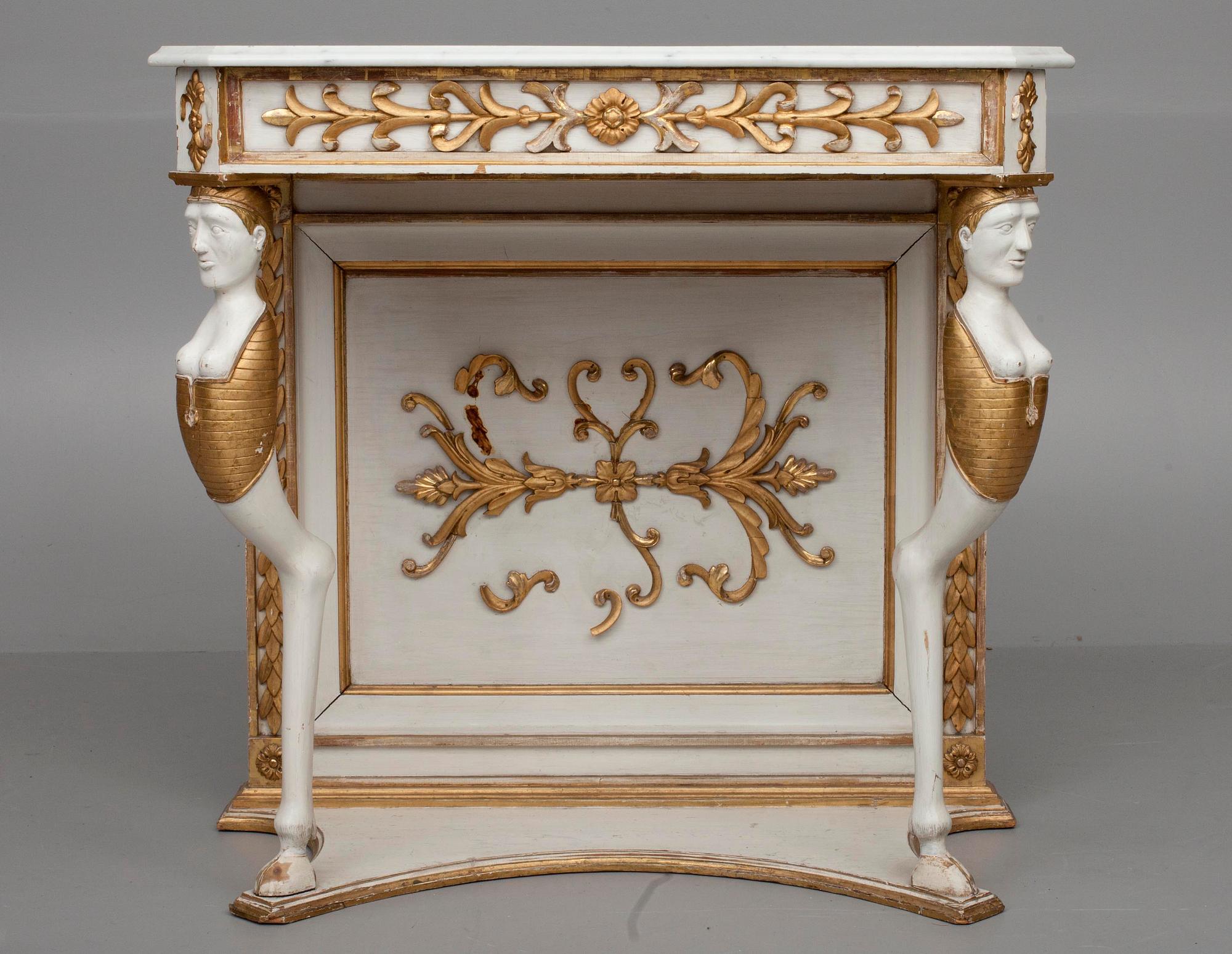 KONSOLBORD, Ryssland 1800-talets början.