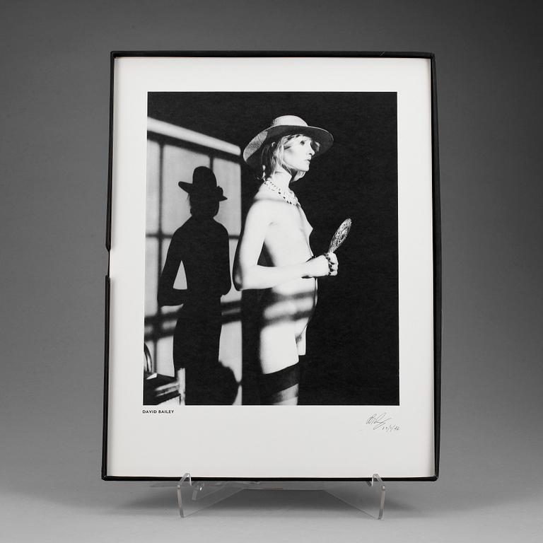 FOTOGRAFISK MAPP, 12 st, "12 Instant Images", utgiven av Polaroid, sign i trycket, Ed 1000, 1973-75.