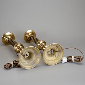 BORDSLAMPOR, ett par, 1900-talets andra hälft.