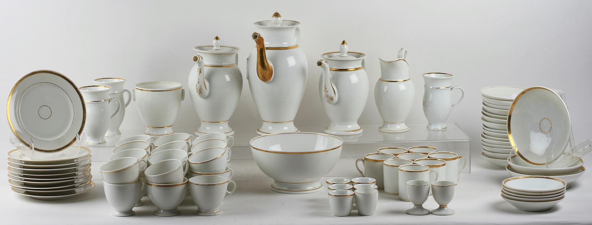 KAFFESERVIS, 47 delar, porslin, empire, 1800-talets mitt.