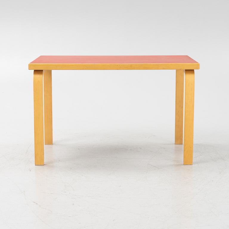 Alvar Aalto, barnmöbel, 5 delar, modell N65, Artek, Finland.