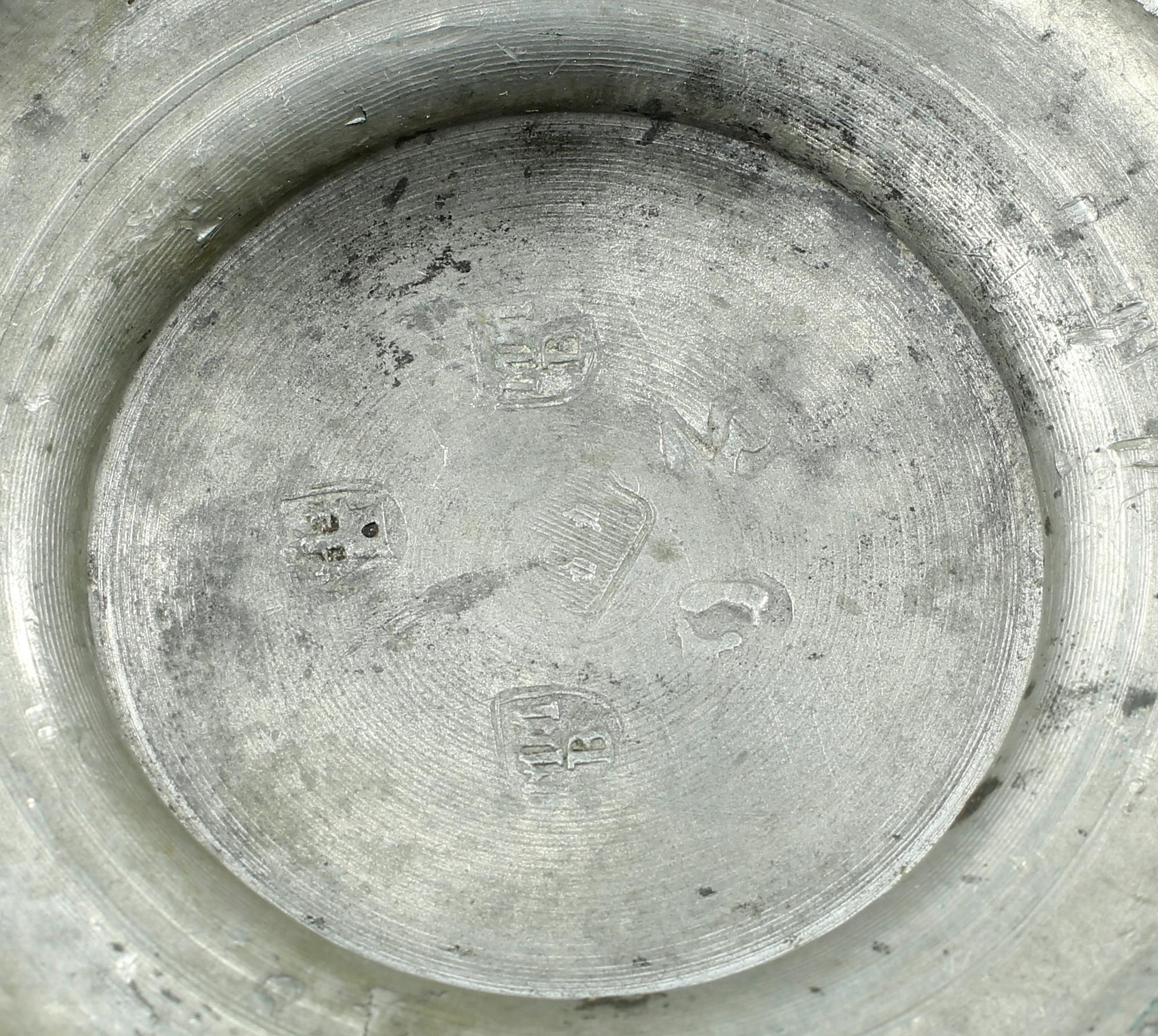 BÄGARE SAMT GRÖTSKÅL, tenn, bla Martin Gustaf Moberg, Jönköping, verksam 1777-1815.