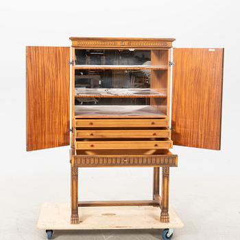 Skåp/barskåp 1940-tal Bodafors.