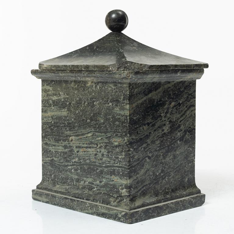 Tobacco box, marble, Sweden, 19th century.