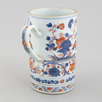 Mugg, porslin, Kina, Qingdynastin, Kangxi (1662-1722).