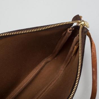 VÄSKA, "Pochette" Louis Vuitton.