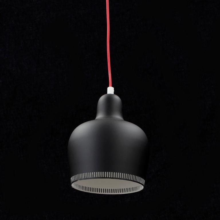 TAKLAMPA, modell A330S, metall, Alvar Aalto, Artek.