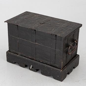Baroque strongbox, 18th century.