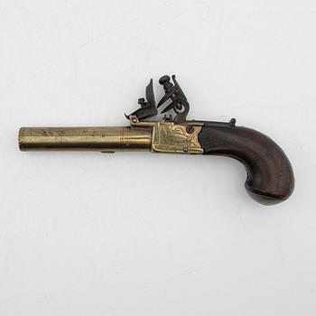 Flintlåspistol John Fox Twigg London, 1700-talets senare del.