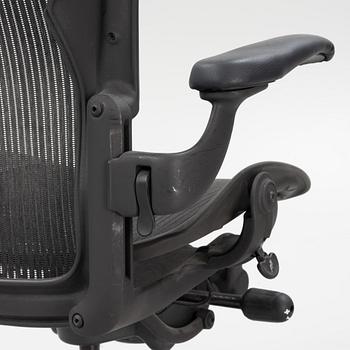 Don Chadwick/Bill Stump, skrivbordsstol, "Aeron", Herman Miller.