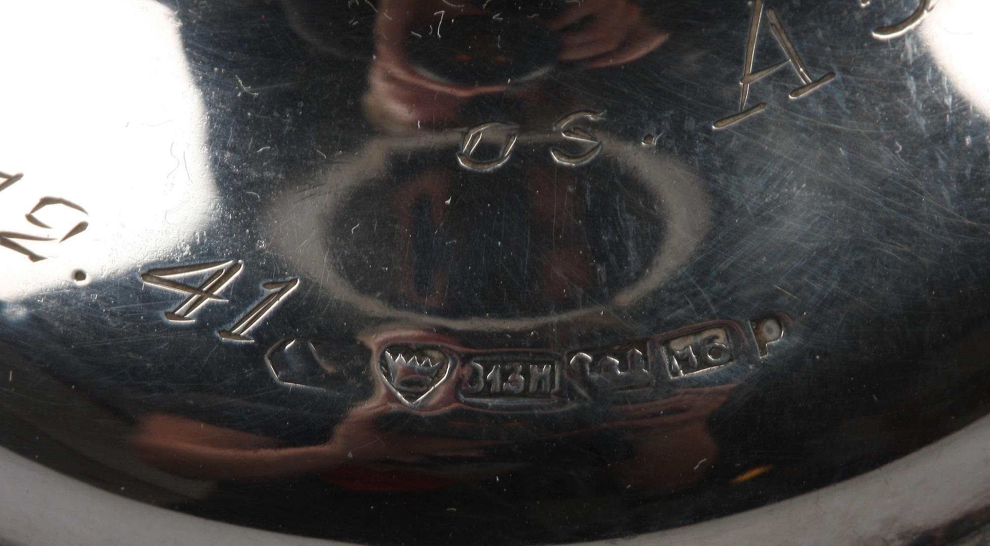 VASER SAMT TALLRIK, 3 st, silver, bla CG Hallberg, 1900-talets mitt.