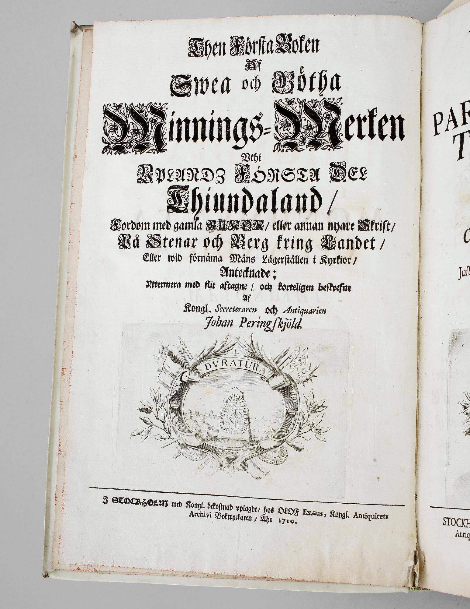 BOK, "Monumenta Uplandica per Thiundam" av Johan Peringskiöld, Stockholm 1710 och 1719.