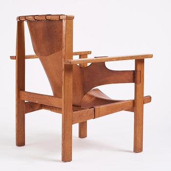 Carl-Axel Acking, a first edition "Trienna", easy chair, cabinetmaker Torsten Schollin, 1950s. Provenance Carl Axel Acking.