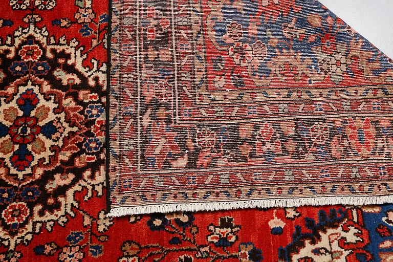 MATTA, Hamadan, 1900-talets senare del, ca 305 x 215 cm.