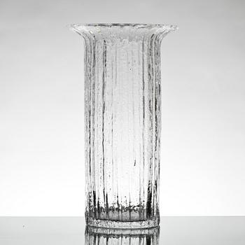 VAS, glas. Timo Sarpaneva, signerad TS.