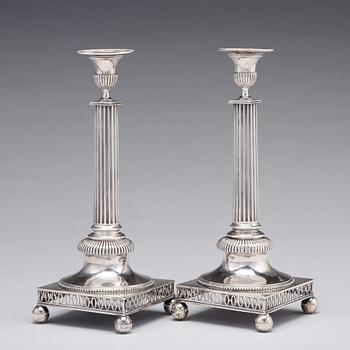 Pehr Zethelius, ljusstakar, ett par, silver, Stockholm 1794. Gustavianska.