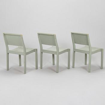 Alvar Aalto, A set of three 'model 611' chairs for O.Y. Huonekalu- ja Rakennustyötehdas A.B. 1940s.